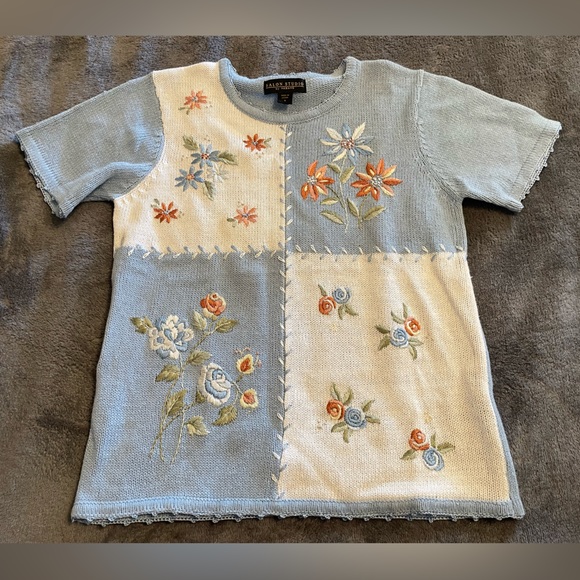 Haband Tops Vintage Knit Embroidered Short Sleeved Floral Top